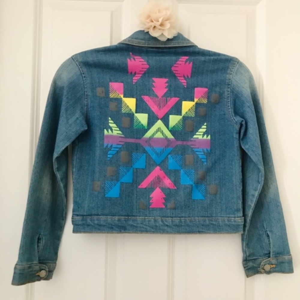 💕Host Pick!💕🌸3/$30🌸 Flowers by Zoe jean jacket
